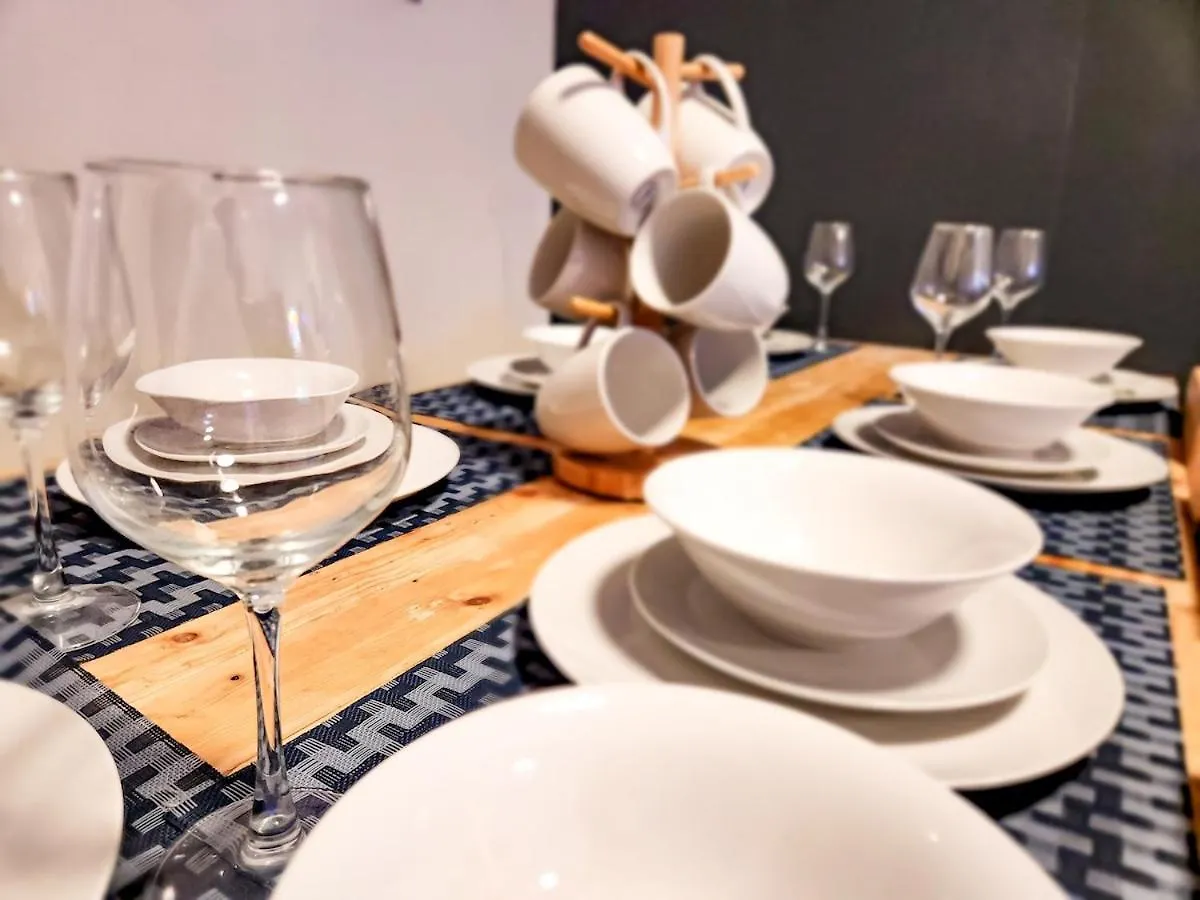 Gaming 2Br In Makati With City View Arcade Netflix Manila